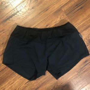 Oiselle Roga Shorts